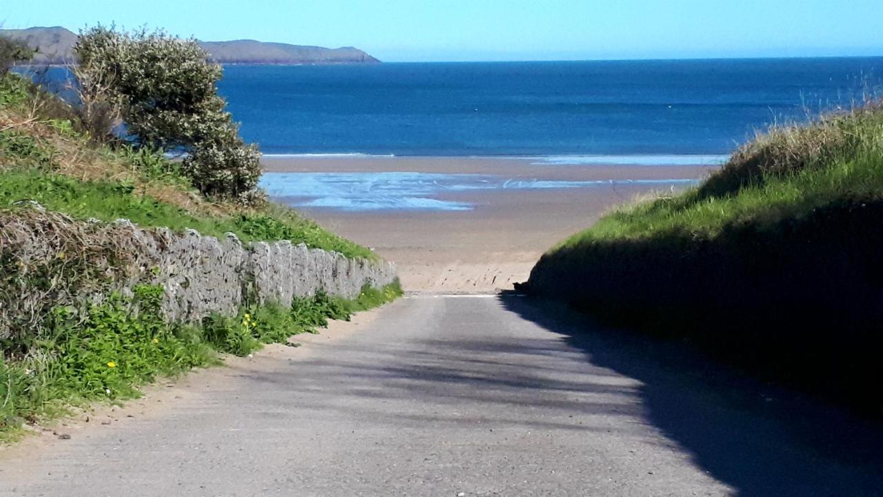 A Beach Holiday In Pembrokeshire Extérieur photo