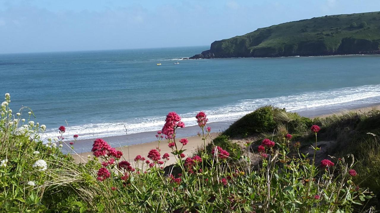 A Beach Holiday In Pembrokeshire Extérieur photo