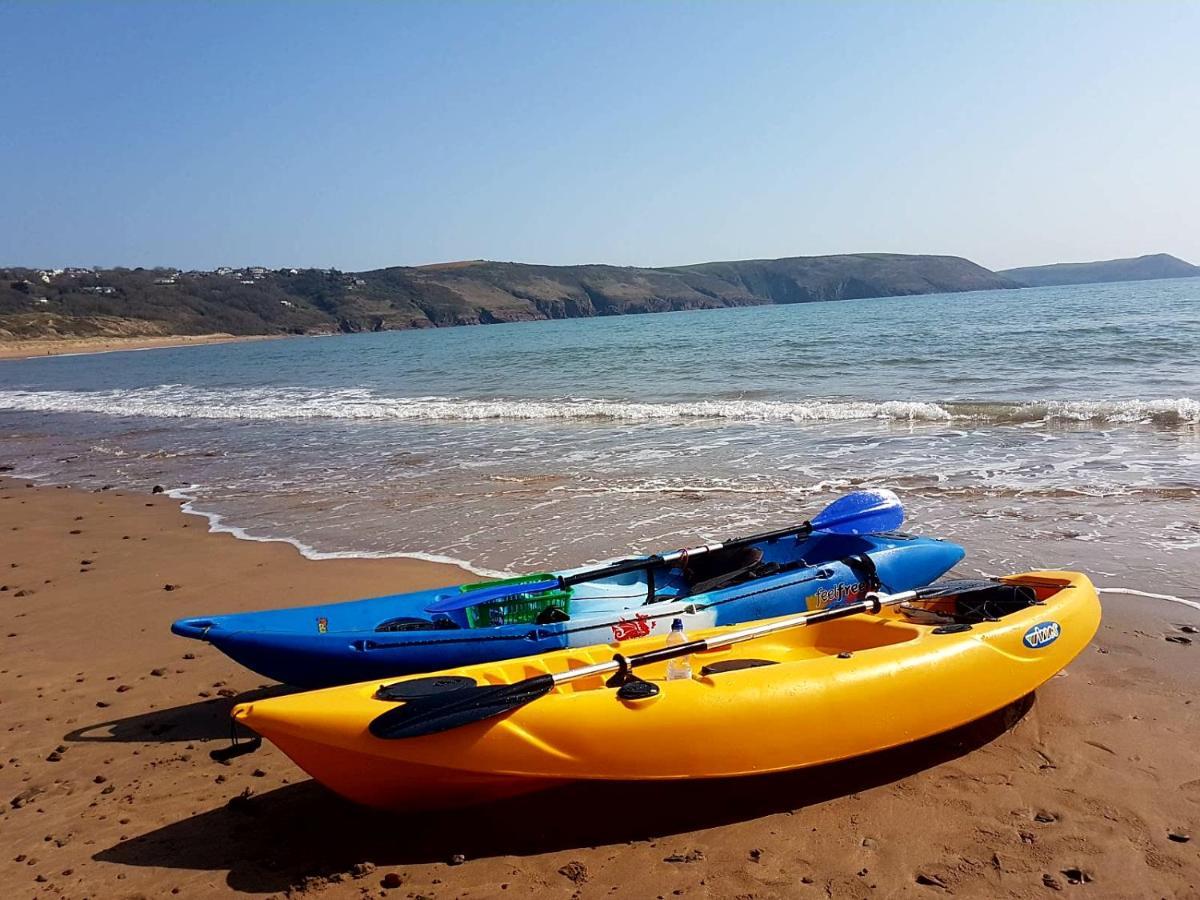 A Beach Holiday In Pembrokeshire Extérieur photo