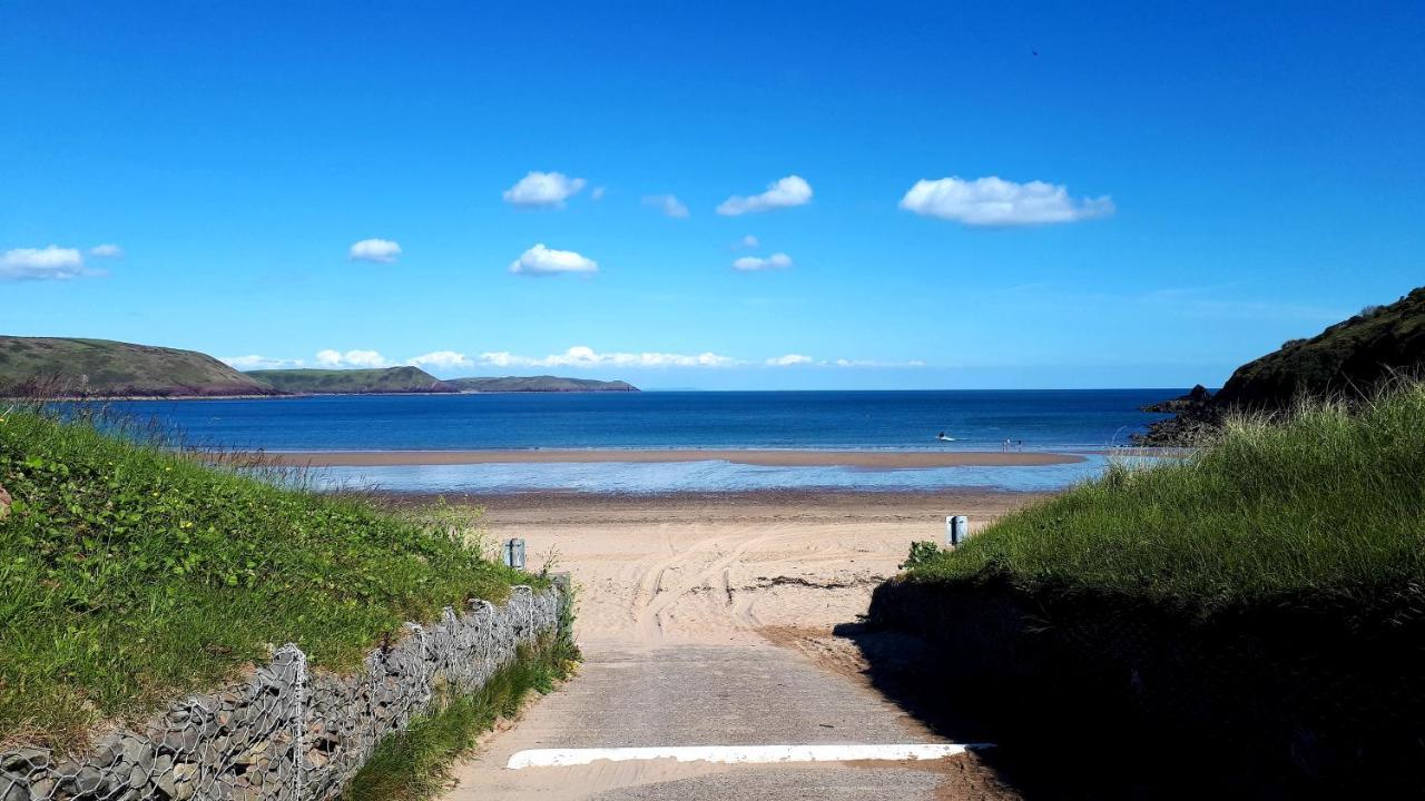 A Beach Holiday In Pembrokeshire Extérieur photo